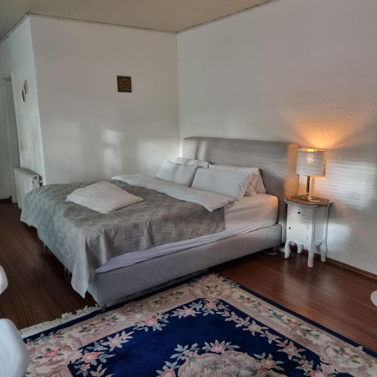 Helles Apartment